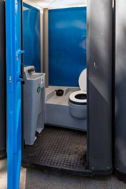 Best Portable restroom trailer rental  in Auburn, CA